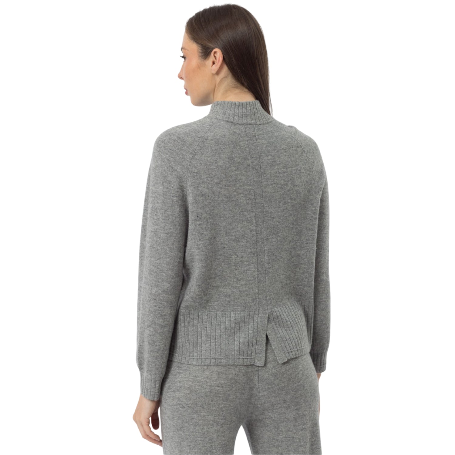 Свитер женский LYRICA