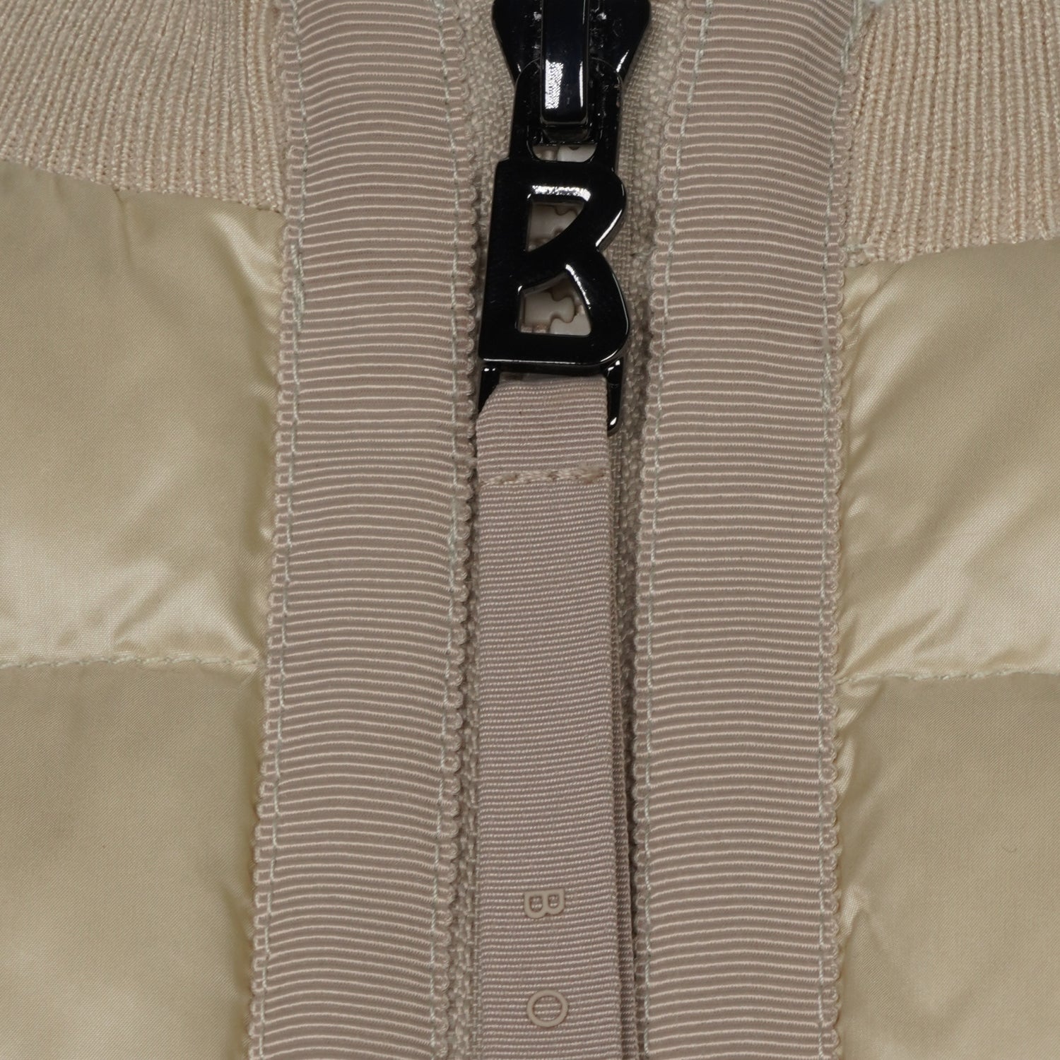 Куртка (безрукавка) Zira-D жен.