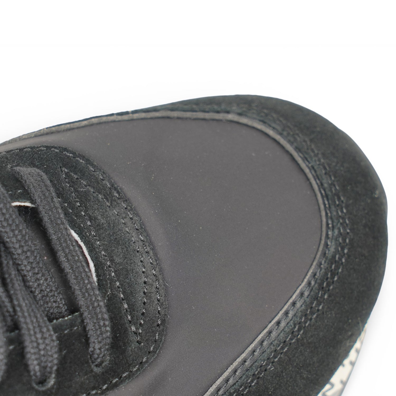 Кроссовки Lander